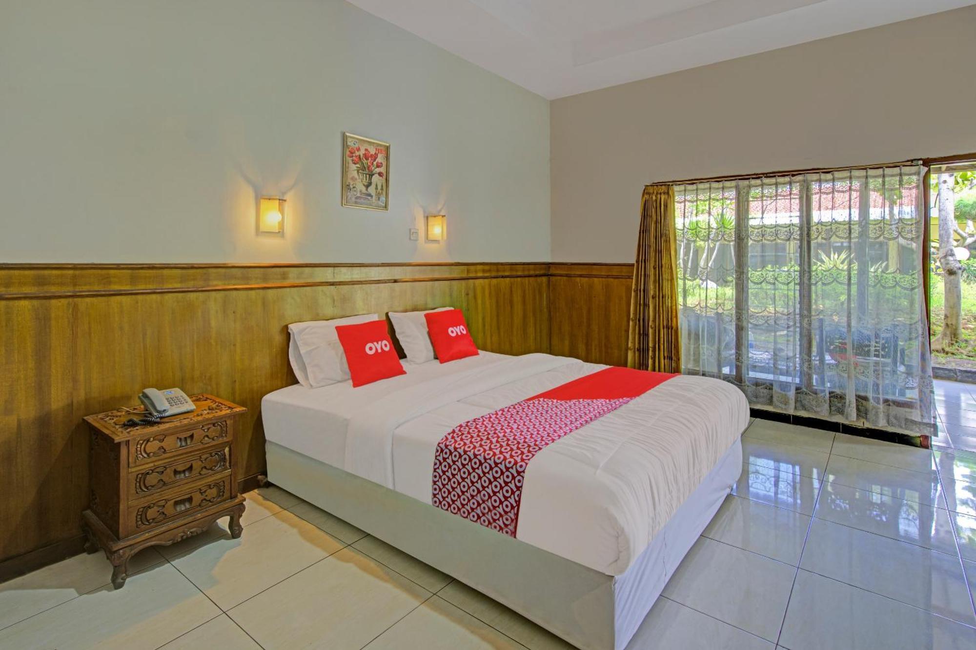 Oyo 3934 Hotel Istana Pekalongan Exteriér fotografie